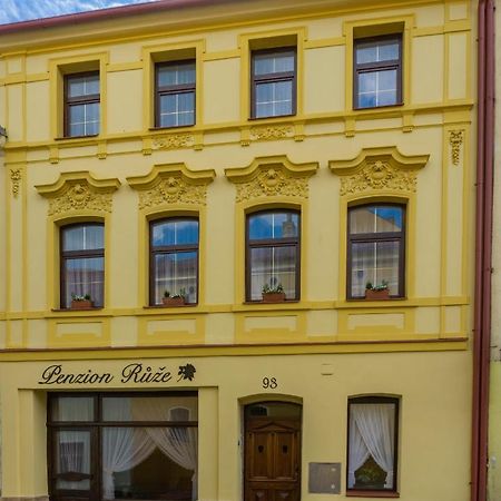 Penzion Ruze Benesov nad Ploucnici المظهر الخارجي الصورة